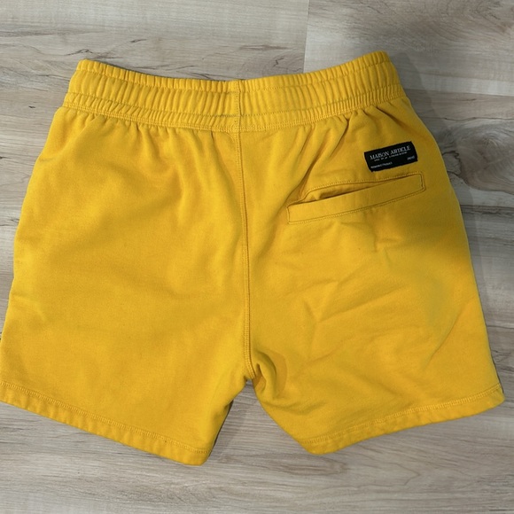 Men’s shorts sweatpants material - Picture 2 of 2